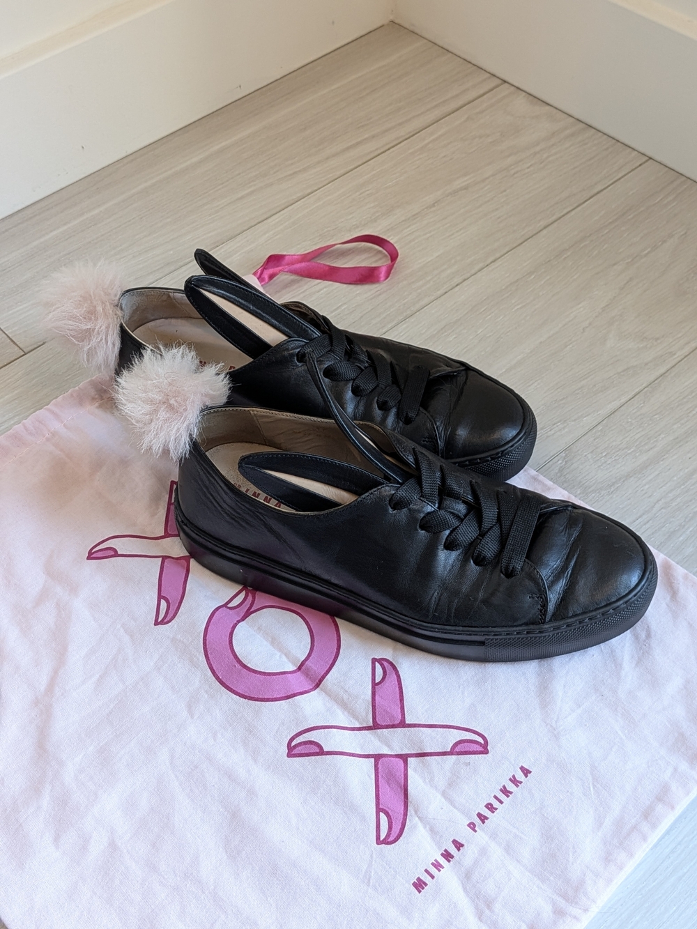 Minna Parikka Black Leather Bunny Ear Sneakers with Pink Pom Pom Tail - EU 37